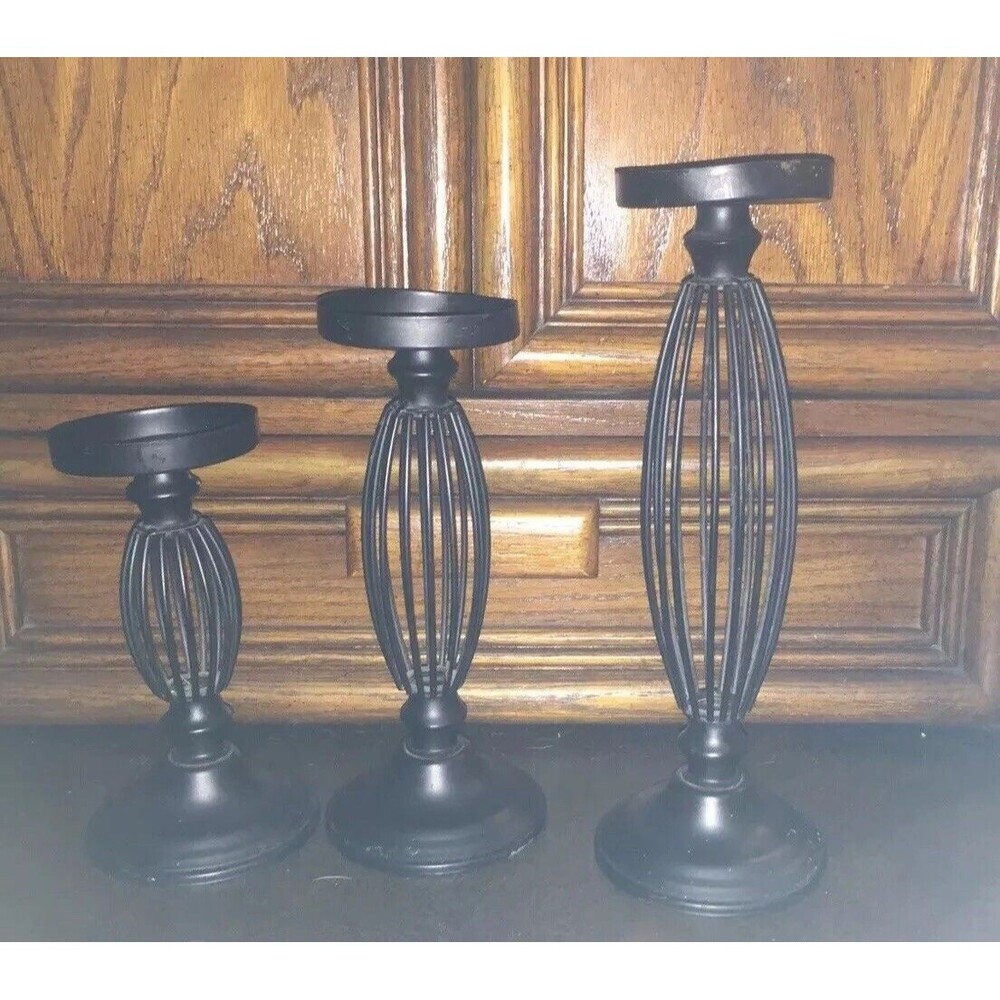 Vintage Varied Heights Traditional Metal Pillar Candle Holder Set Home Decor